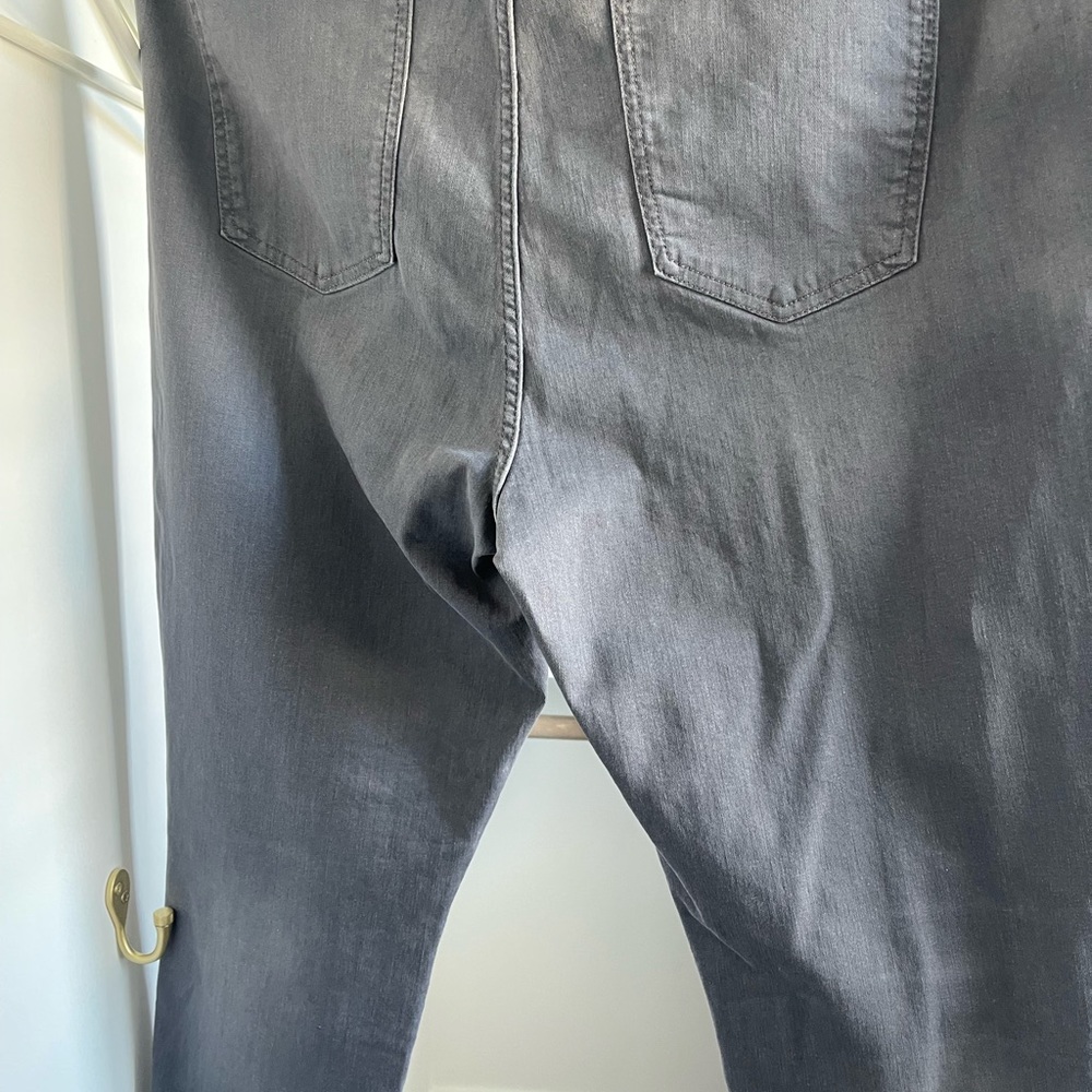 Grey jeans from Banana Republic Factory. Size 34/18. Curvy High Rise Skinny.